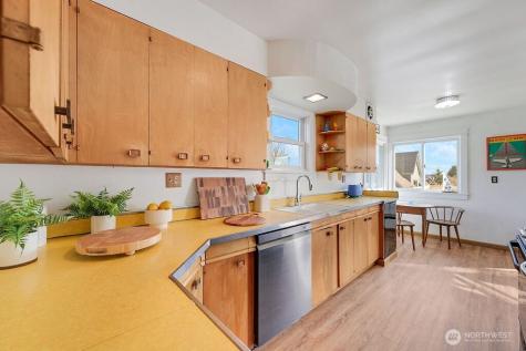 1106 Madison Street Port Townsend WA 98368