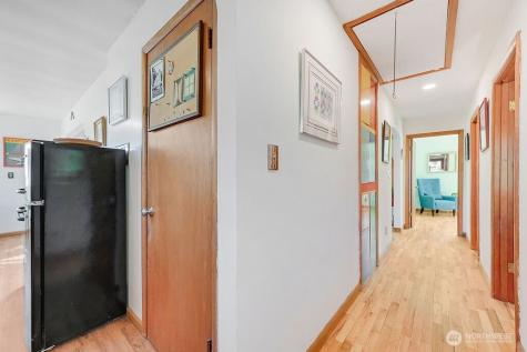 1106 Madison Street Port Townsend WA 98368