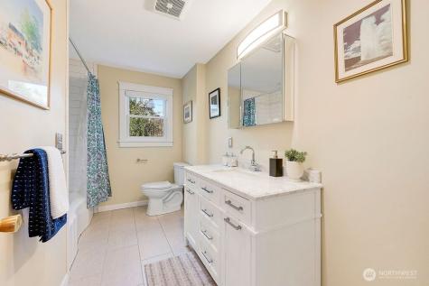 1106 Madison Street Port Townsend WA 98368