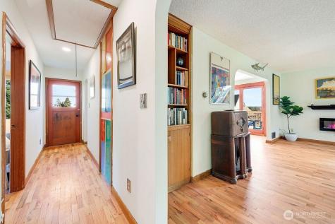 1106 Madison Street Port Townsend WA 98368