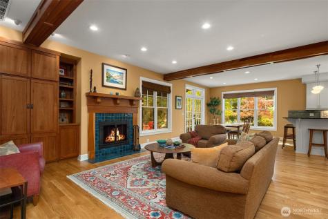 15032 152nd Avenue NE Woodinville WA 98072