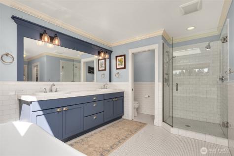 15032 152nd Avenue NE Woodinville WA 98072