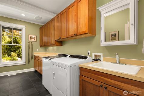 15032 152nd Avenue NE Woodinville WA 98072