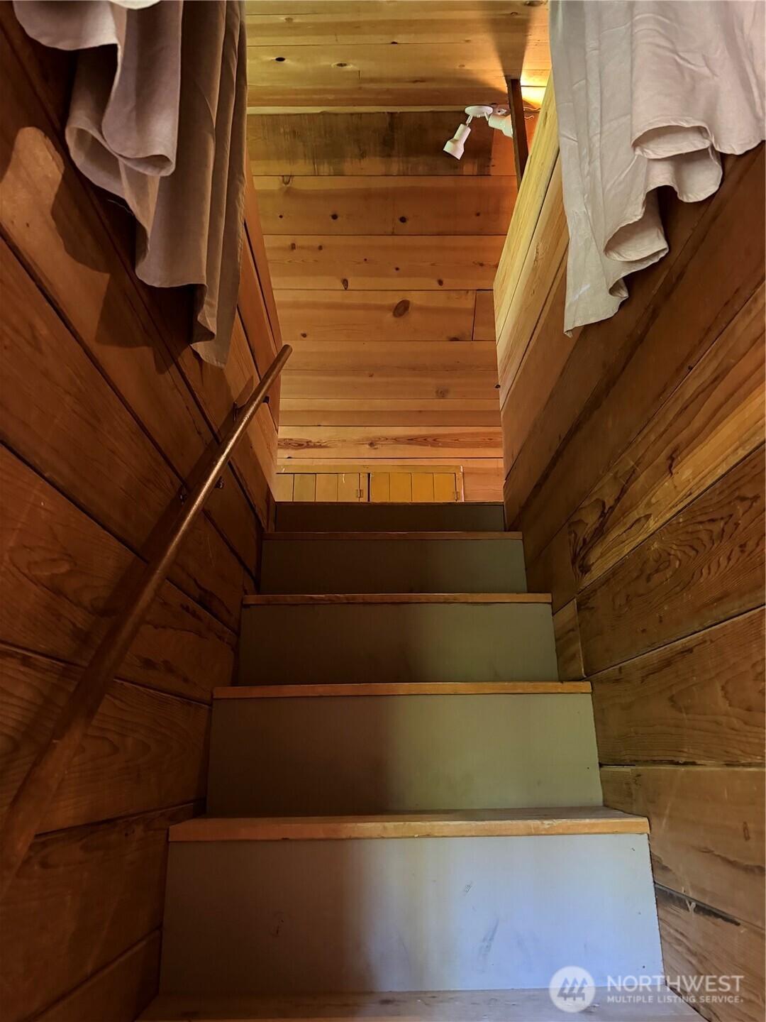 881 Lake Cabins Road Ronald WA 98940