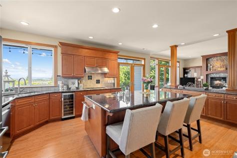 1040 Cassius Court Camano Island WA 98282