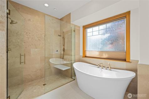 1040 Cassius Court Camano Island WA 98282