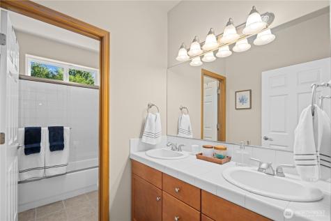1040 Cassius Court Camano Island WA 98282