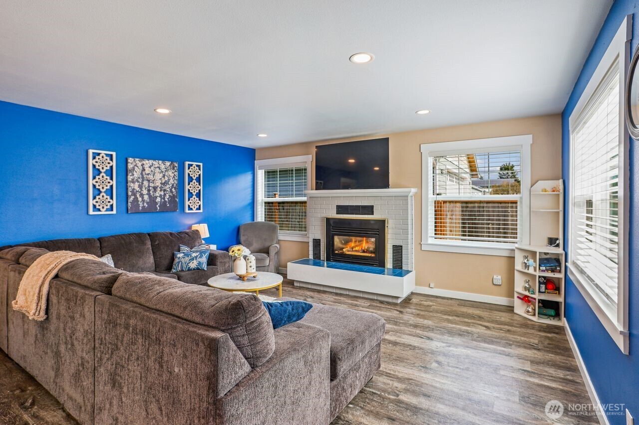 950 SE 4th Avenue Oak Harbor WA 98277