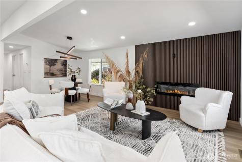 1510 Maple Lane Kent WA 98030