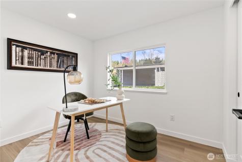 1510 Maple Lane Kent WA 98030