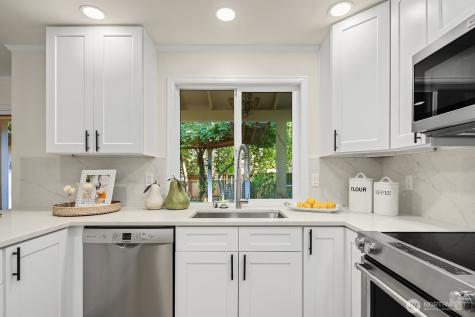 2892 160th Place NE Bellevue WA 98008