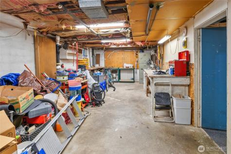 9334 E B Street Tacoma WA 98445
