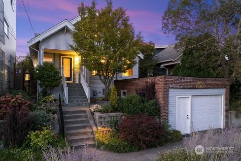 708 47th Seattle WA 98103