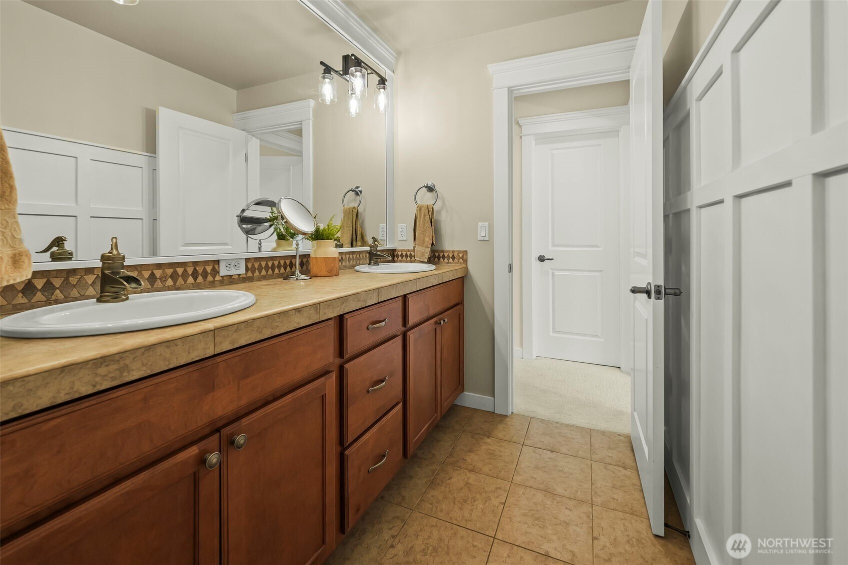 2215 Nevada Court Milton WA 98354