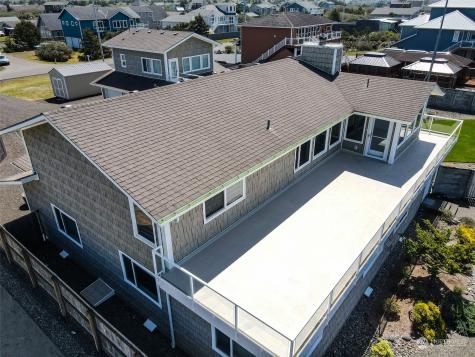 935 S Sand Dune Avenue SW Ocean Shores WA 98569