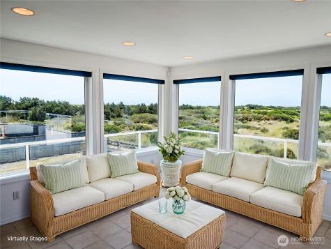 935 S Sand Dune Avenue SW Ocean Shores WA 98569