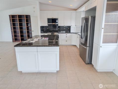 935 S Sand Dune Avenue SW Ocean Shores WA 98569