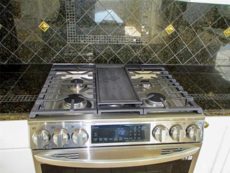 935 S Sand Dune Avenue SW Ocean Shores WA 98569