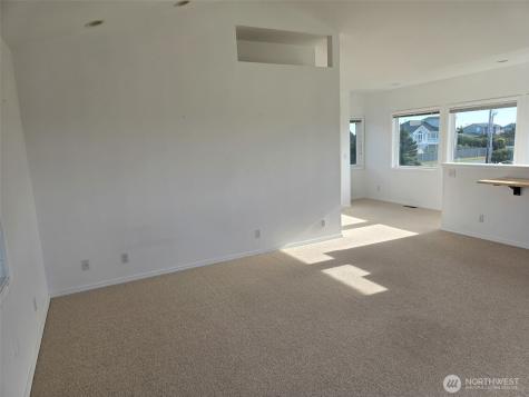935 S Sand Dune Avenue SW Ocean Shores WA 98569