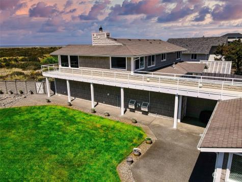 935 S Sand Dune Avenue SW Ocean Shores WA 98569