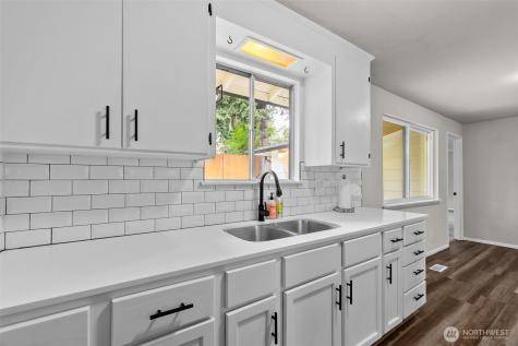 316 S 308th Street Federal Way WA 98003