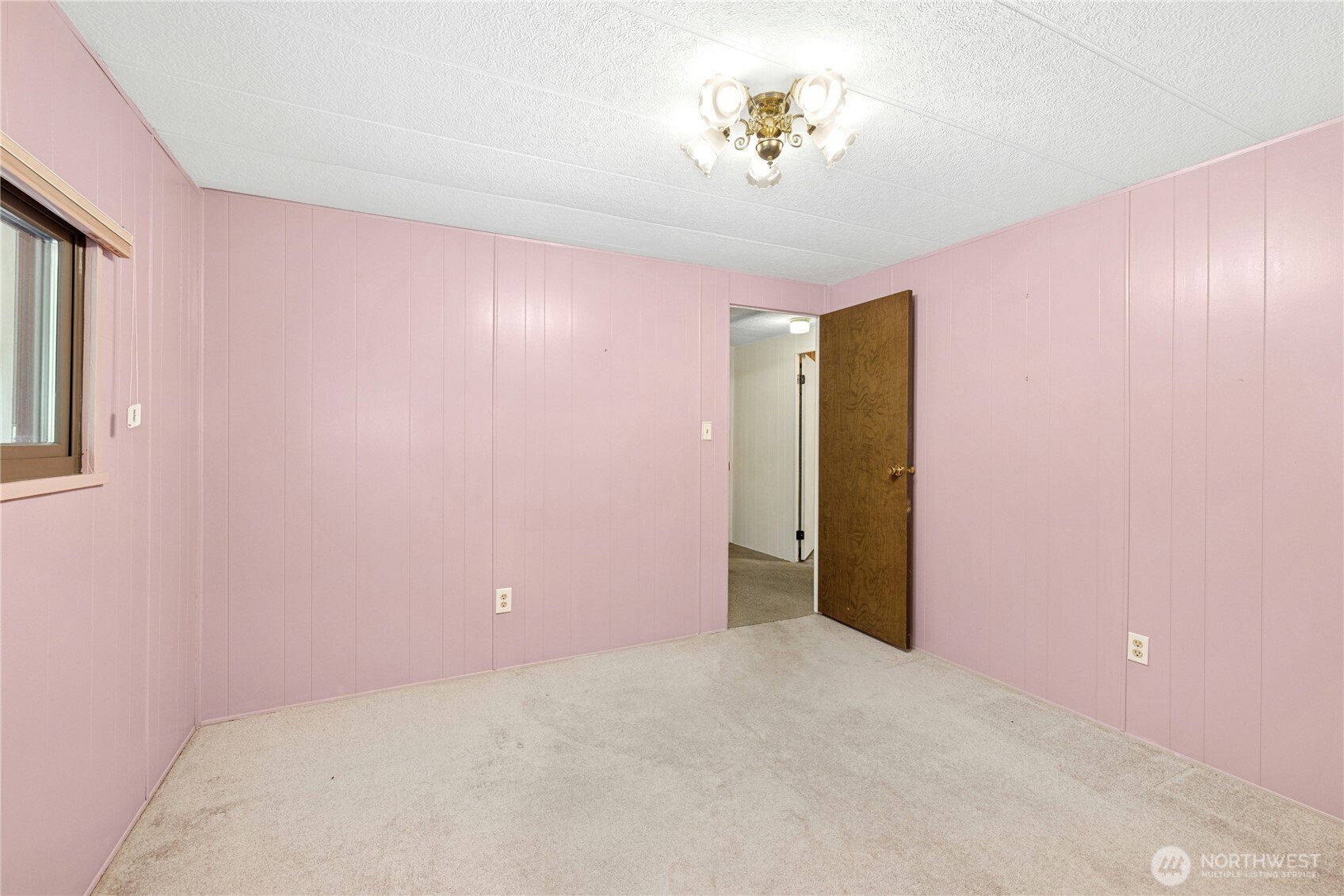 19301 Viking Avenue NW Poulsbo WA 98370