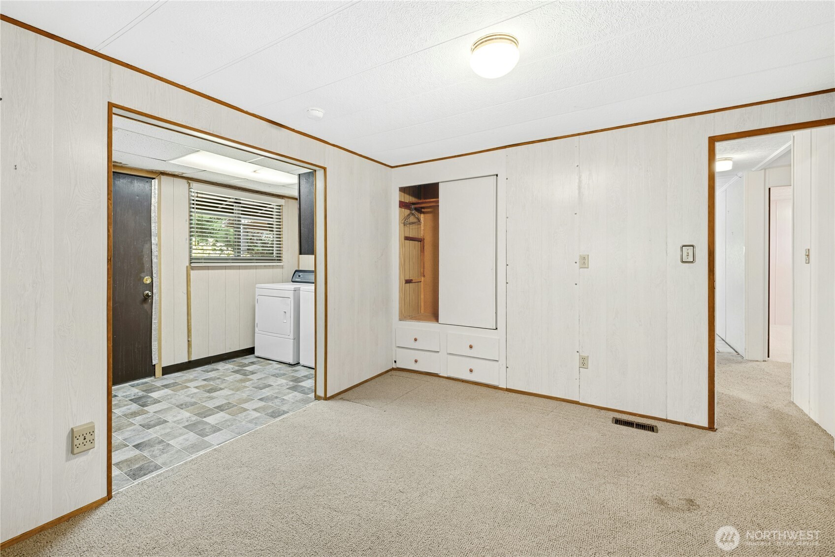 19301 Viking Avenue NW Poulsbo WA 98370