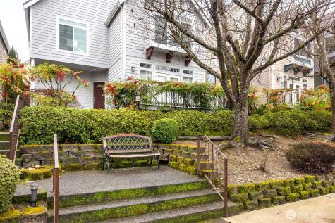 11870 SE 5th Street Bellevue WA 98005
