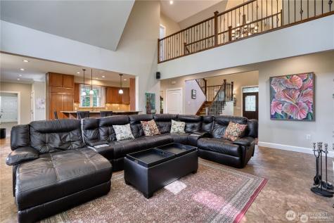 1427 Mckenzie Way Point Roberts WA 98281
