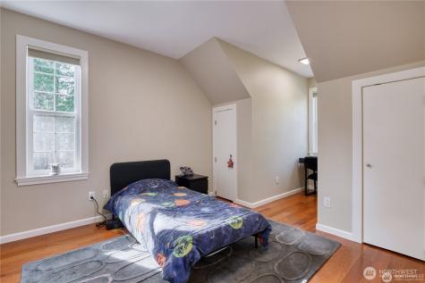 1427 Mckenzie Way Point Roberts WA 98281