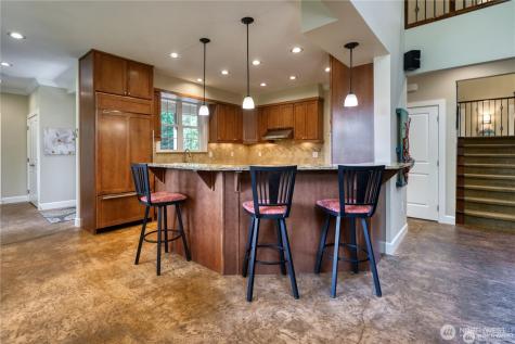 1427 Mckenzie Way Point Roberts WA 98281