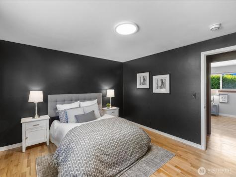 18014 110th Place SE Renton WA 98055