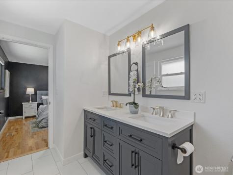18014 110th Place SE Renton WA 98055