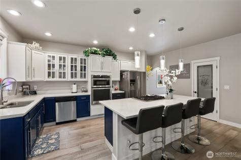 4002 22nd Street SE Puyallup WA 98374