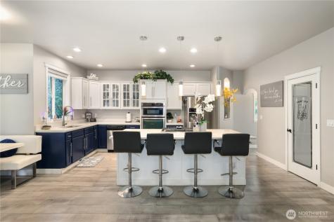 4002 22nd Street SE Puyallup WA 98374
