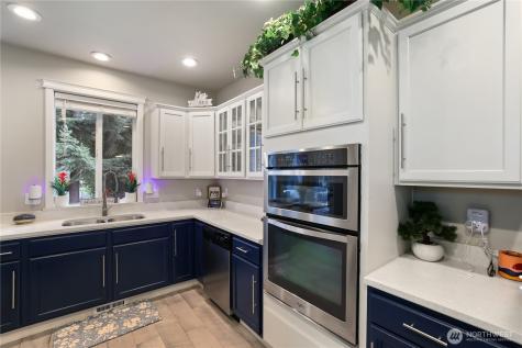 4002 22nd Street SE Puyallup WA 98374