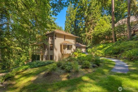 4549 152nd Place SE Bellevue WA 98006