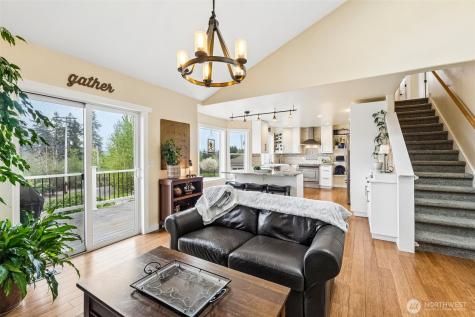 1929 19th Avenue Ct SE Puyallup WA 98372