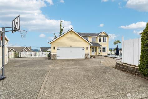 1929 19th Avenue Ct SE Puyallup WA 98372