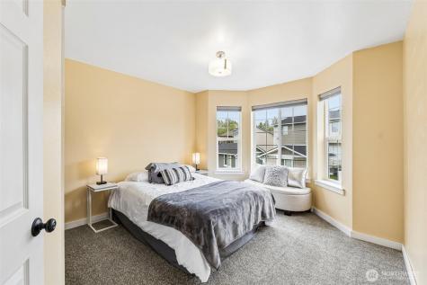 1929 19th Avenue Ct SE Puyallup WA 98372