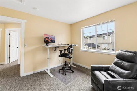 1929 19th Avenue Ct SE Puyallup WA 98372