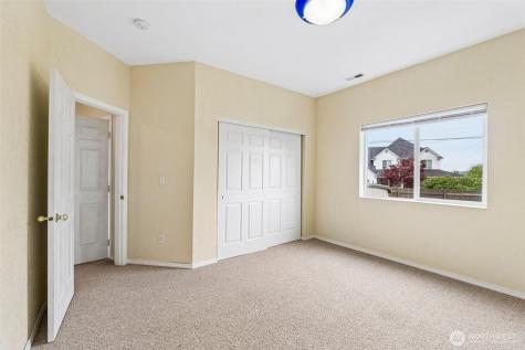 1929 19th Avenue Ct SE Puyallup WA 98372