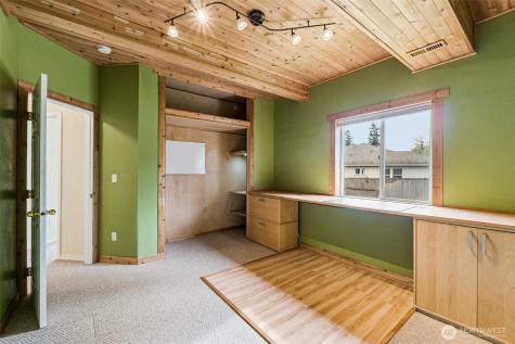 1929 19th Avenue Ct SE Puyallup WA 98372