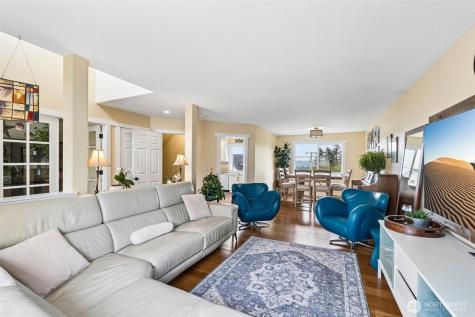 1929 19th Avenue Ct SE Puyallup WA 98372