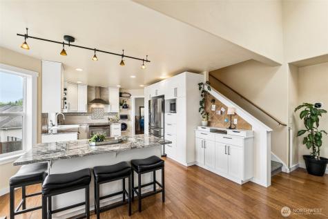 1929 19th Avenue Ct SE Puyallup WA 98372