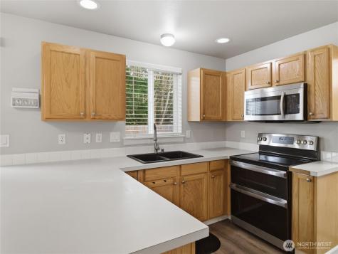 2214 179th Street Ct E Tacoma WA 98445