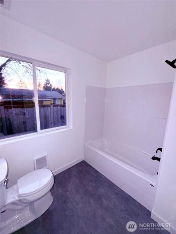 2508 58th Avenue NE Tacoma WA 98422