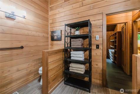6350 Lariat Loop Bainbridge Island WA 98110