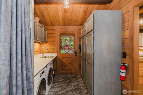 6350 Lariat Loop Bainbridge Island WA 98110