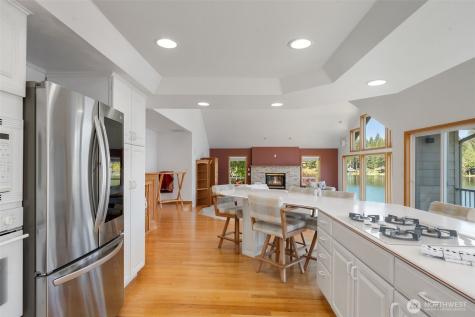 260 E Westlake Drive N Allyn WA 98524